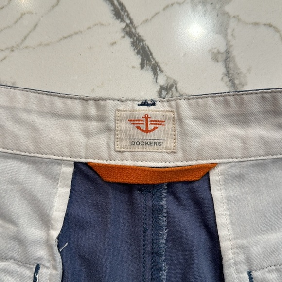 Dockers shorts - Picture 3 of 8